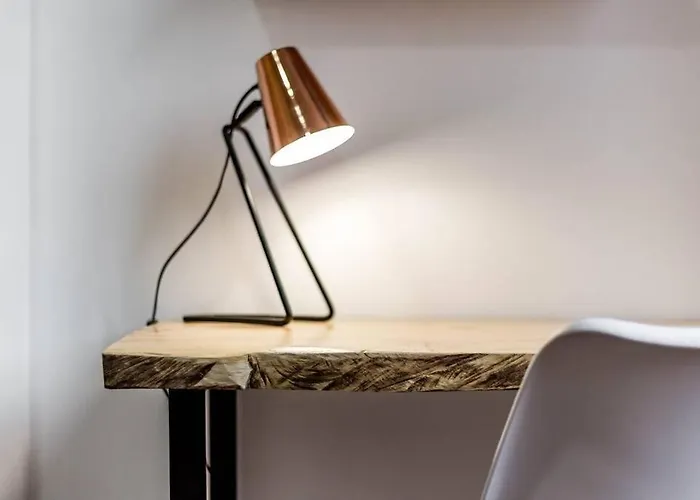 In | Neuf Design - 2ᵉ Etage *