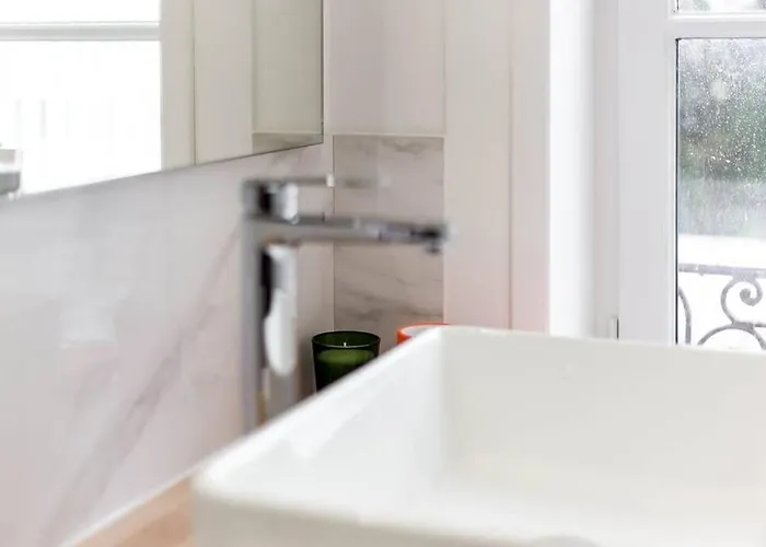 In | Neuf Design - 2ᵉ Etage * Lyon